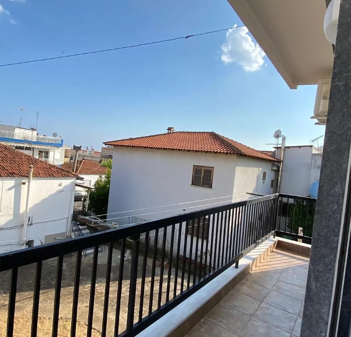 Family Apartment Nea Moudania