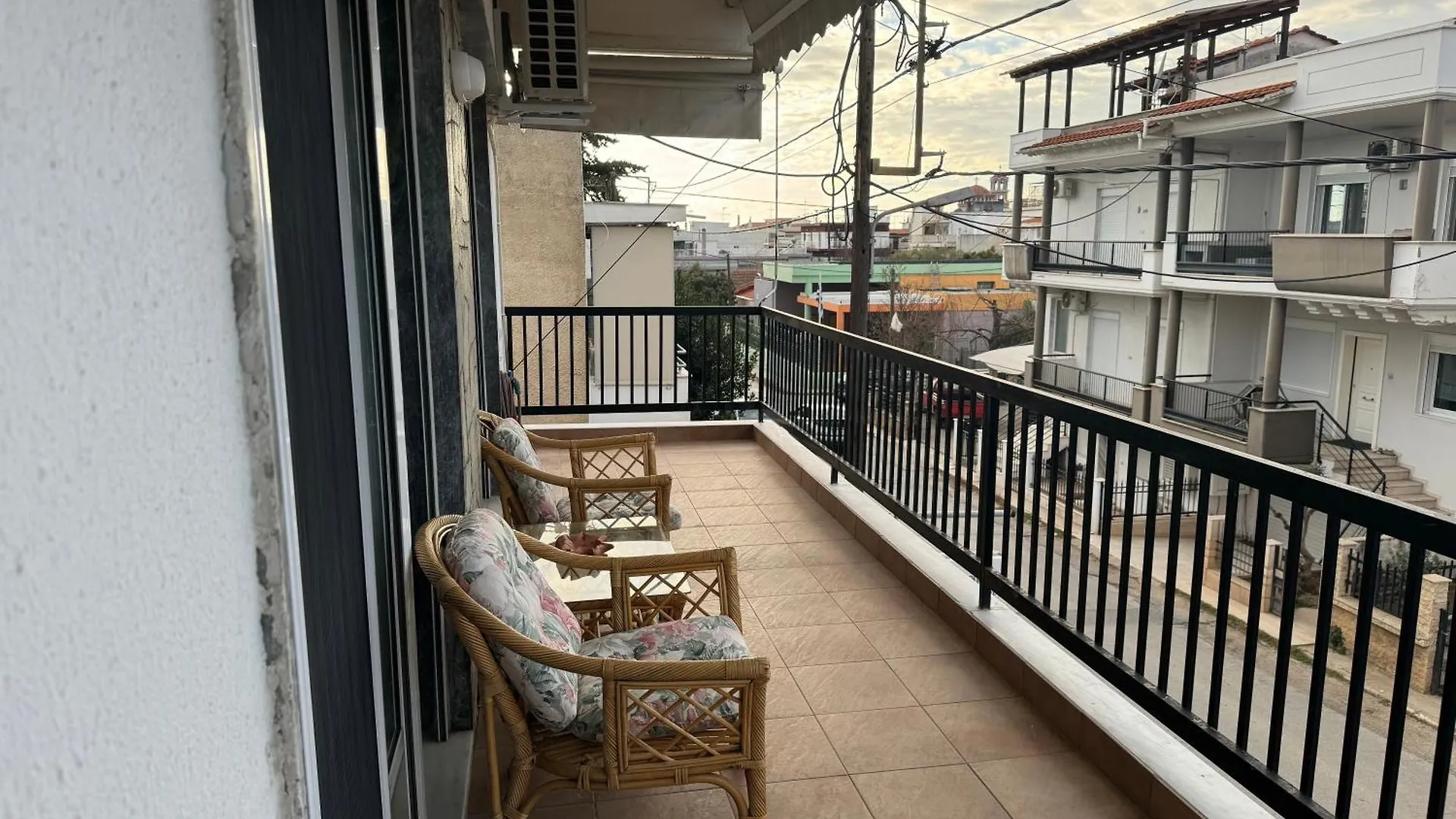 Family Apartment Nea Moudania